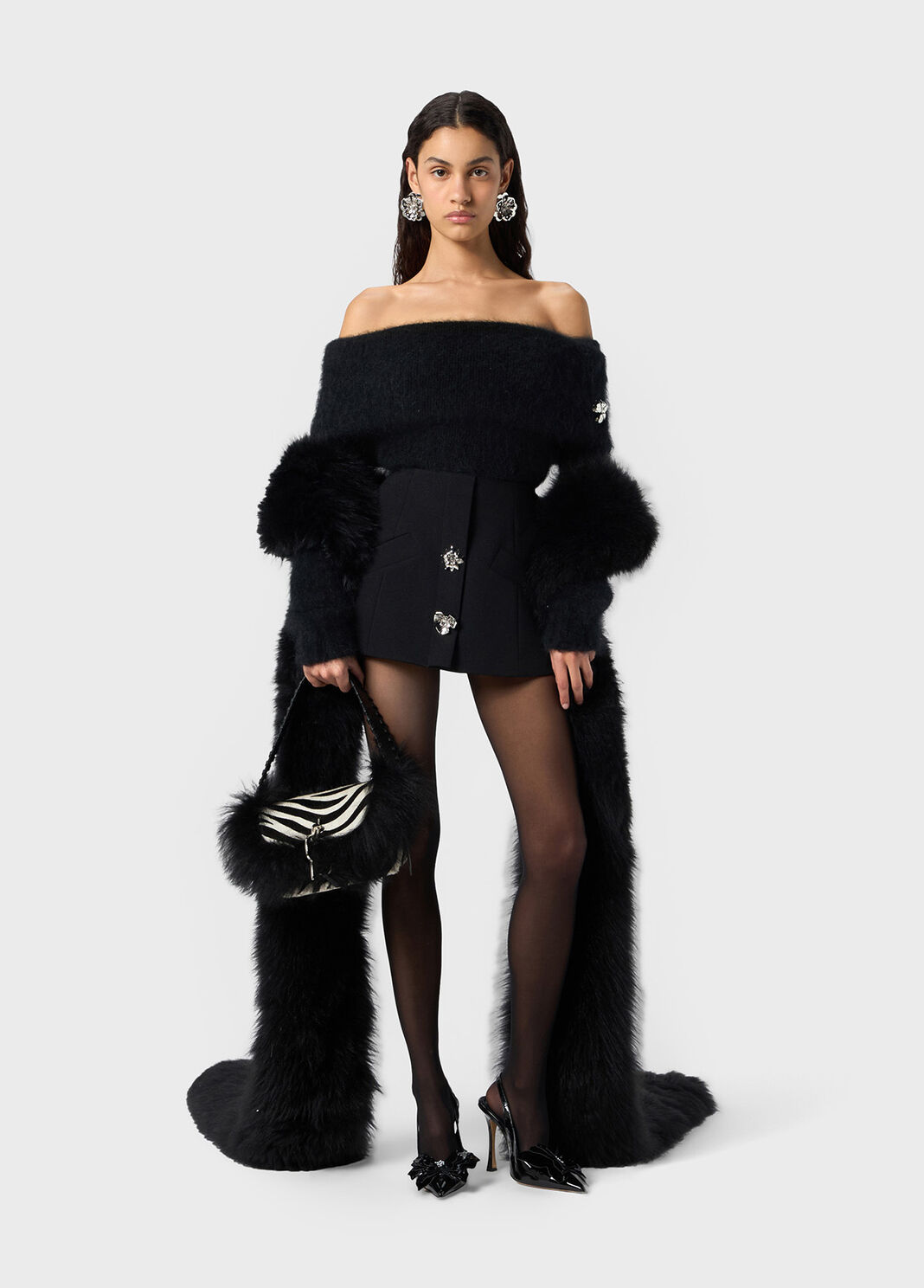 Pull en angora avec fleur en m&eacute;tal  Blumarine - large image number 3