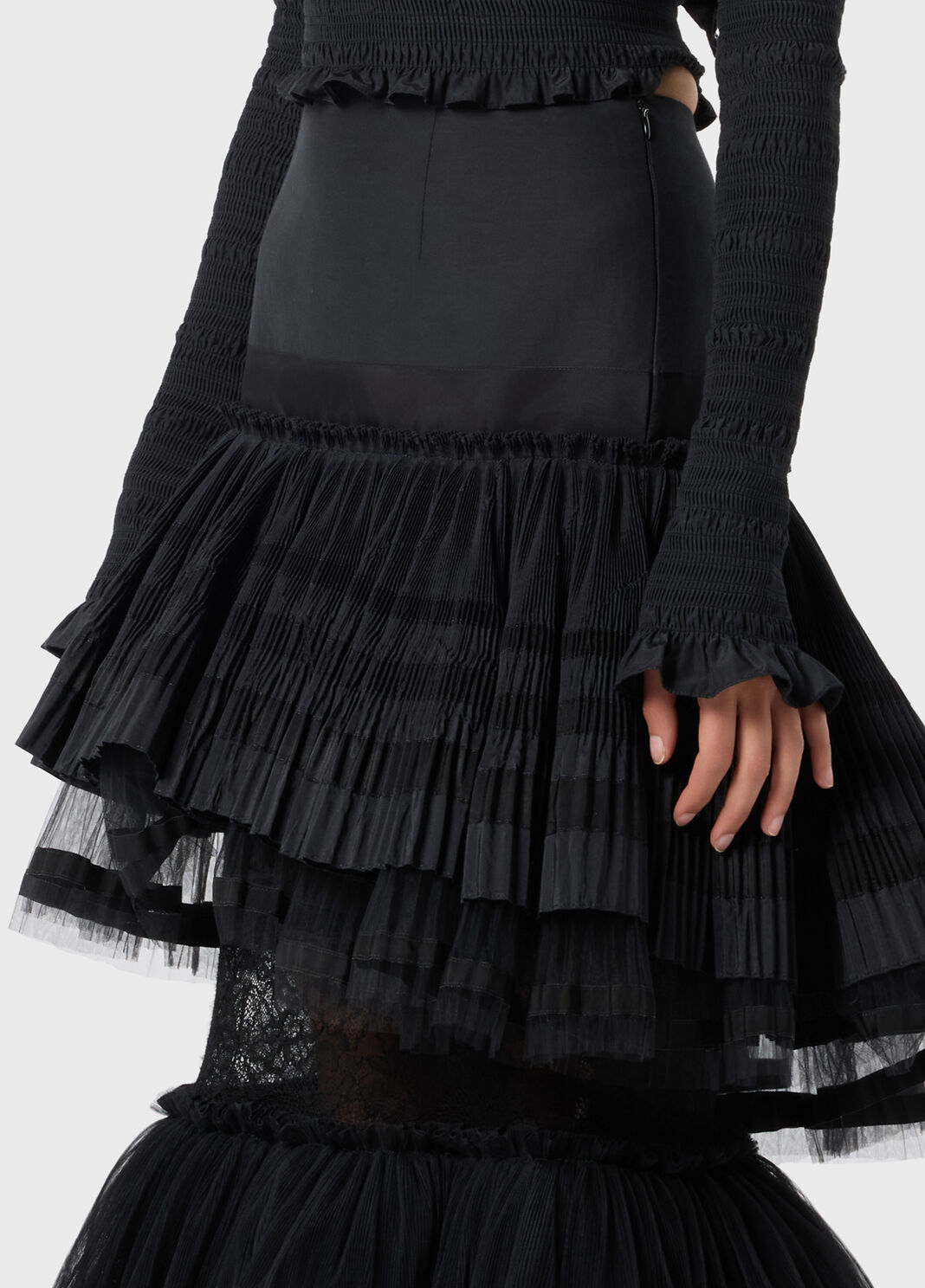 Gonna lunga in taffeta pliss&eacute; con inserti in pizzo e balze in tulle.  Blumarine - large image number 2