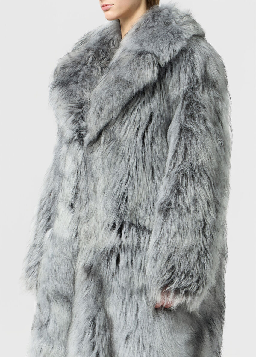 ブルマリン　BLUMARINE　グレーのピーコートグレージャケット Long fur coat in cashmere goat hair