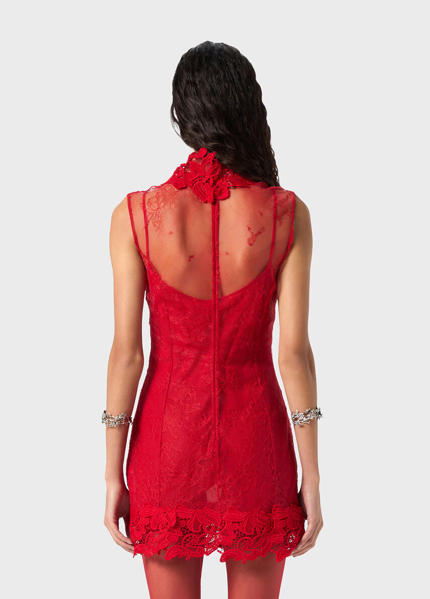 Chantilly lace dress with macrame
