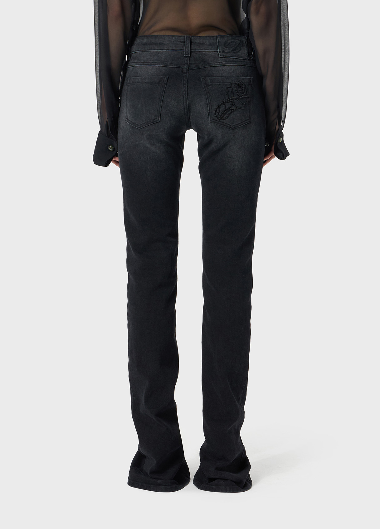 Skinny jeans with rose embroidery