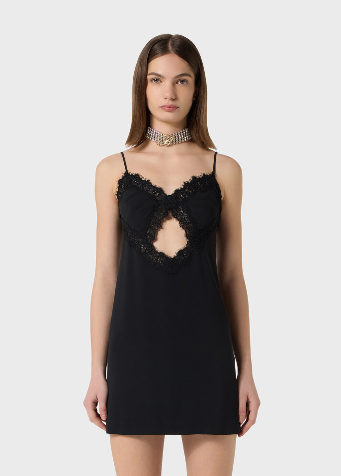 BLUMARINE: KURZES KLEID AUS ENVER-SATIN MIT AUSSCHNITT UND SPITZE