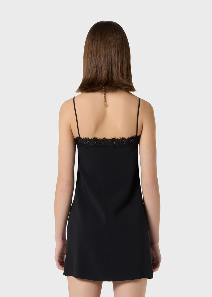 BLUMARINE: KURZES KLEID AUS ENVER-SATIN MIT AUSSCHNITT UND SPITZE